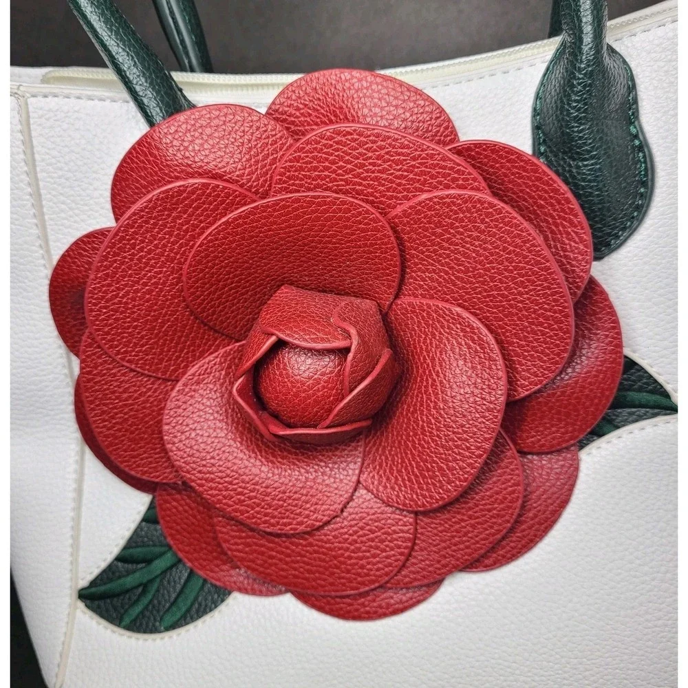 Red Rose Applique White Purse Faux Leather Shoulder Satchel Bag New 13x9